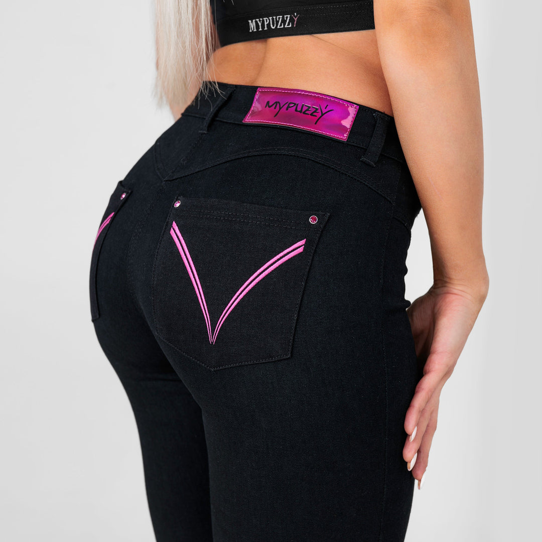 Basic Black ( Pink Zipper / Logo )